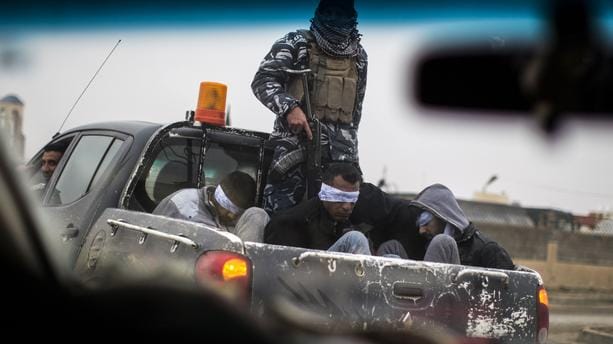 La France divisée sur le sort à réserver à ses djihadistes détenus en Syrie