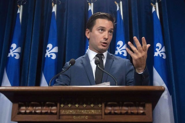 Au Québec, la colère de milliers de candidats à l’immigration