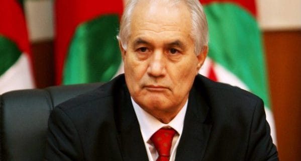 Tayeb Belaïz nommé président du Conseil constitutionnel