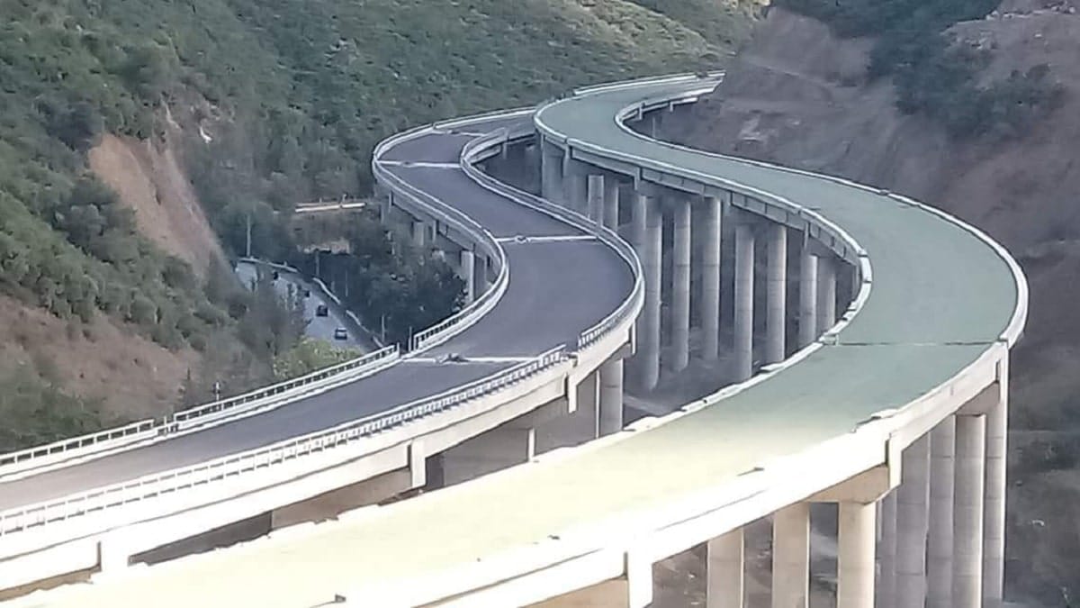 VIDÉO. L&rsquo;autoroute de la Chiffa livrée « dans les jours ou les semaines à venir »