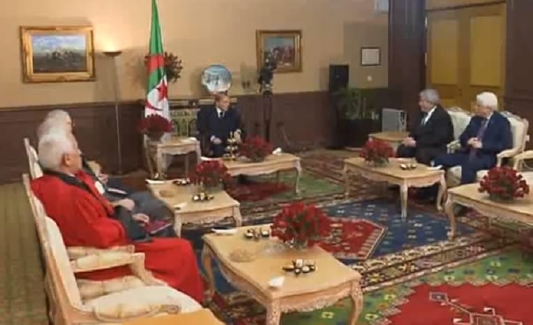 VIDÉO. Tayeb Belaiz prête serment devant Bouteflika
