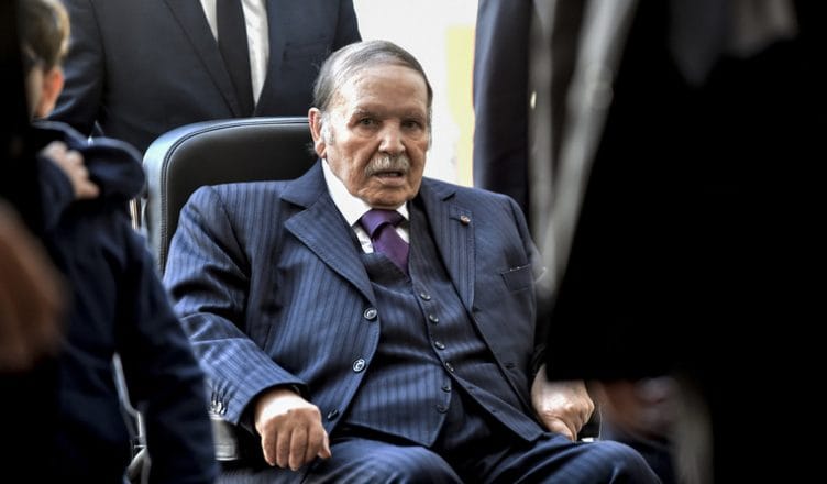 Bouteflika annonce sa candidature à l’élection présidentielle