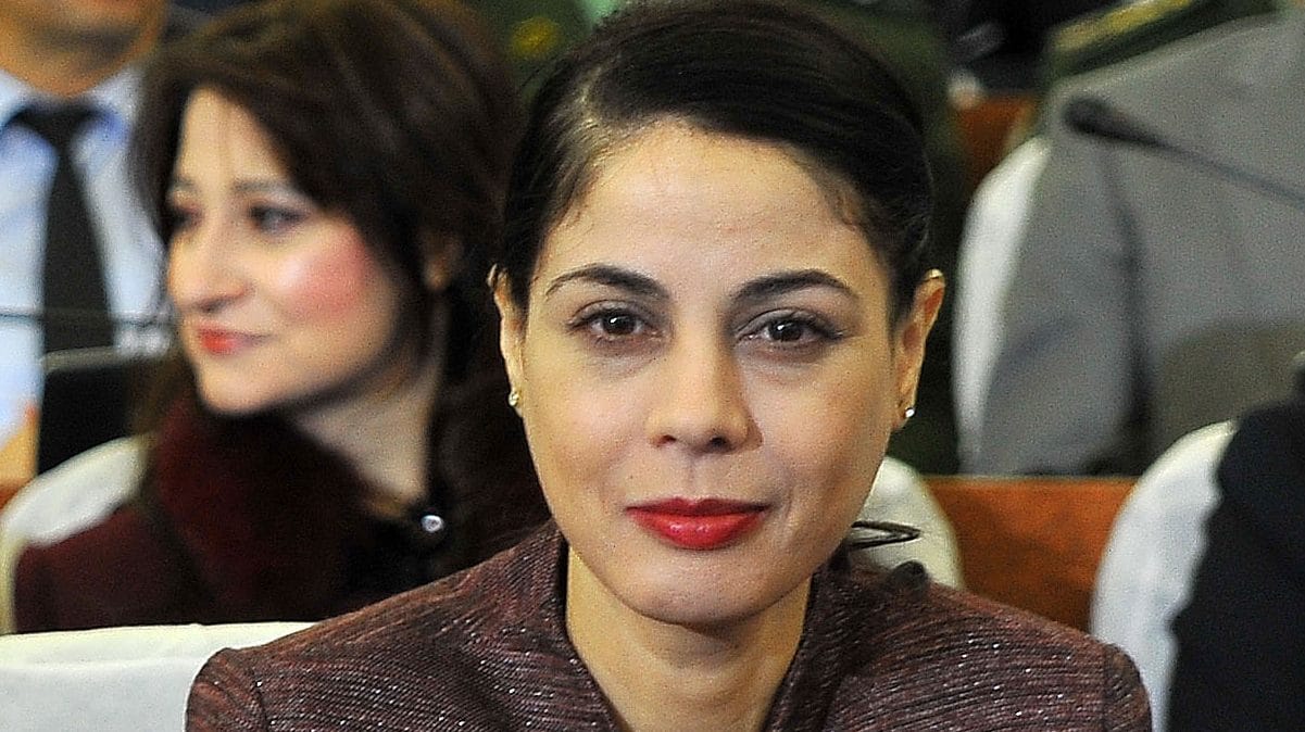 Accès Internet : Houda Faraoun promet une hausse importante du débit et une baisse des prix