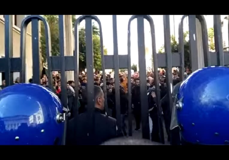 VIDÉOS. Manifestation d’étudiants à Place Audin, à Alger-centre