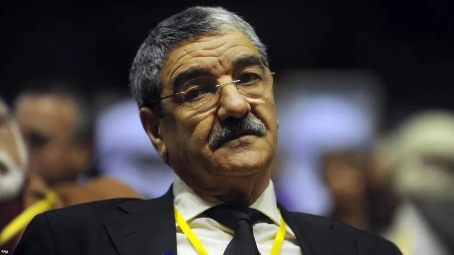 Said Sadi soupçonne l’armée de chercher à imposer sa transition, tacle Ali Benflis