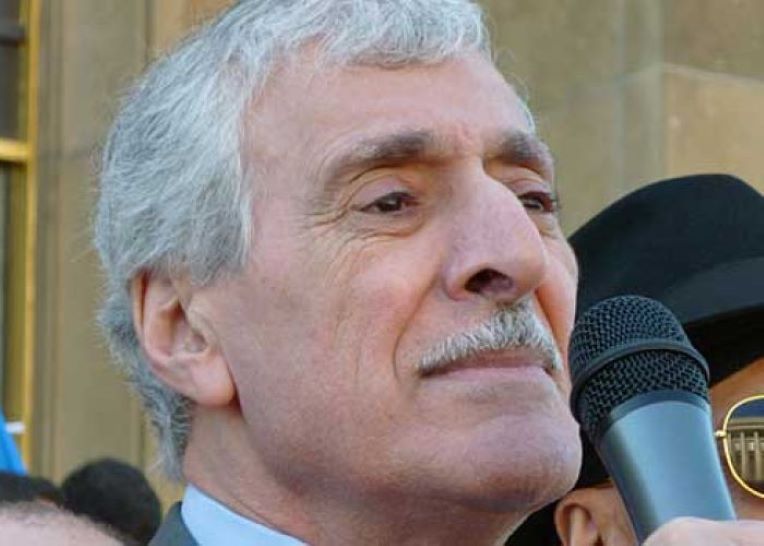 Ferhat Mhenni déclenche une tempête en Kabylie