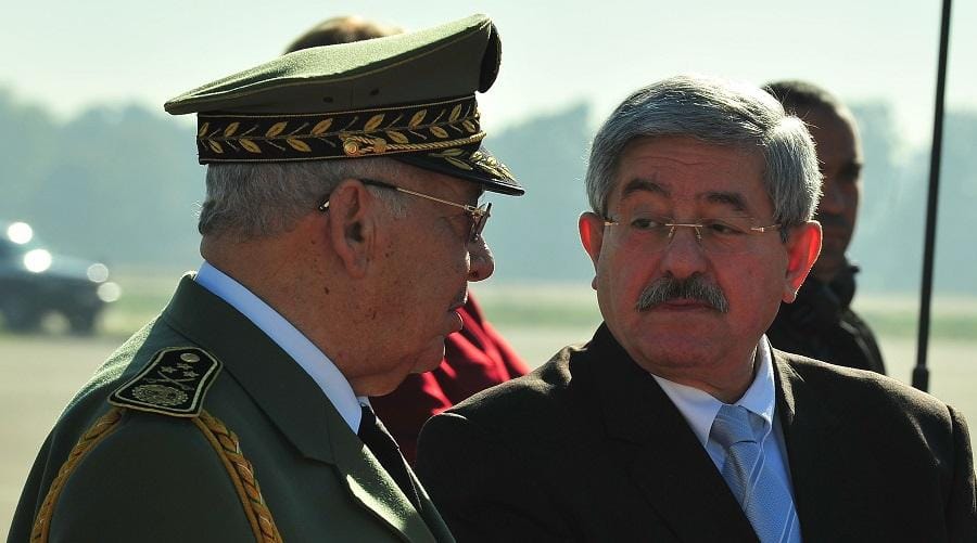 Ouyahia est passé devant le procureur, Gaid Salah a parlé