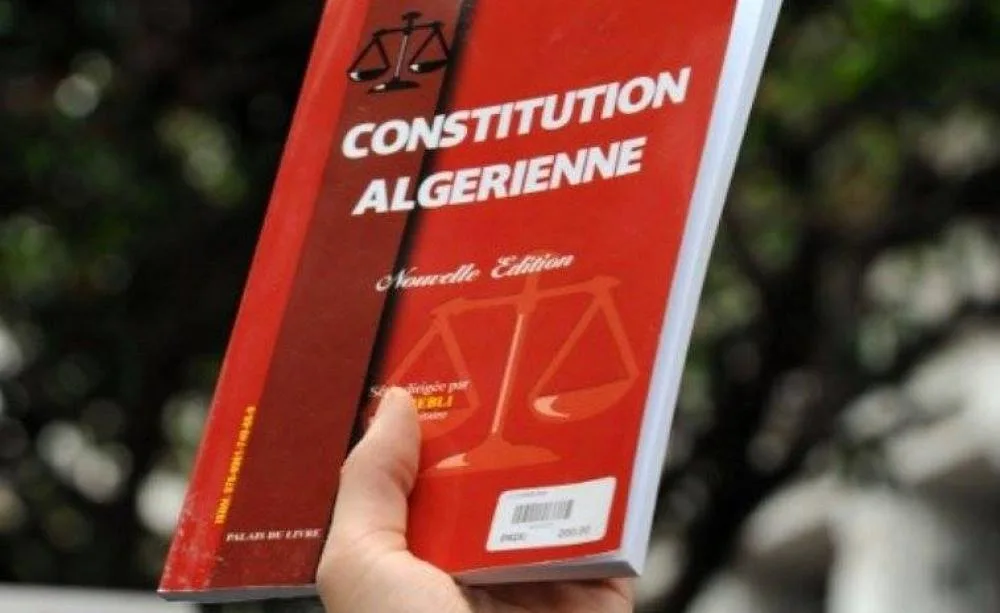 Révision de la Constitution : les six grands axes et 73 propositions du comité Laraba