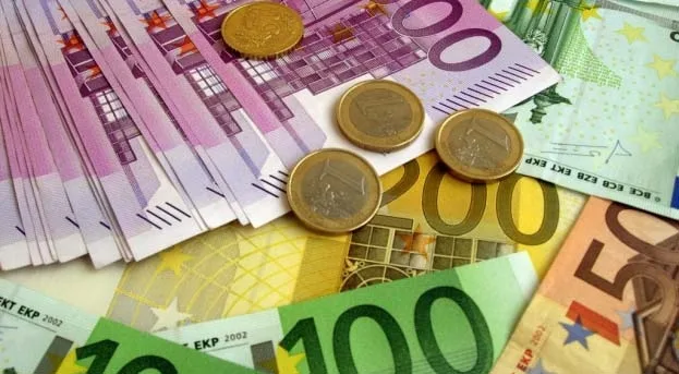 Sur le marché parallèle, l’euro continue de baisser