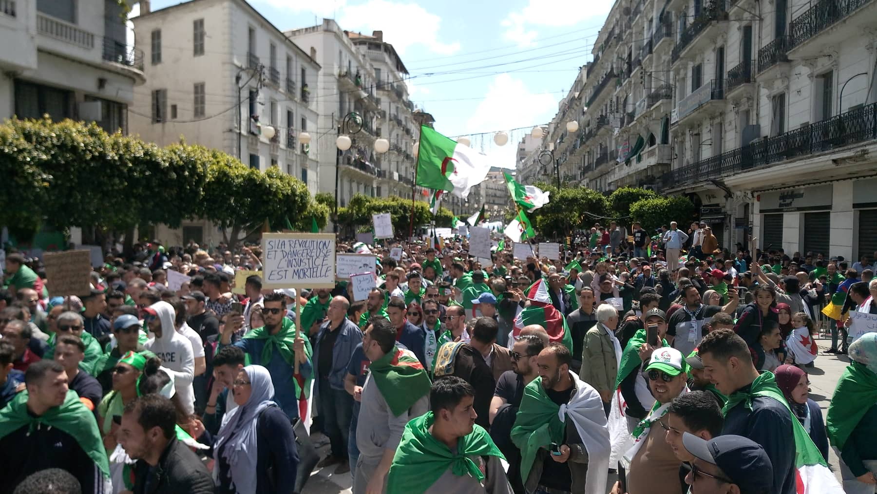 Avant le 11e vendredi, une semaine chargée en manifestations et événements politiques