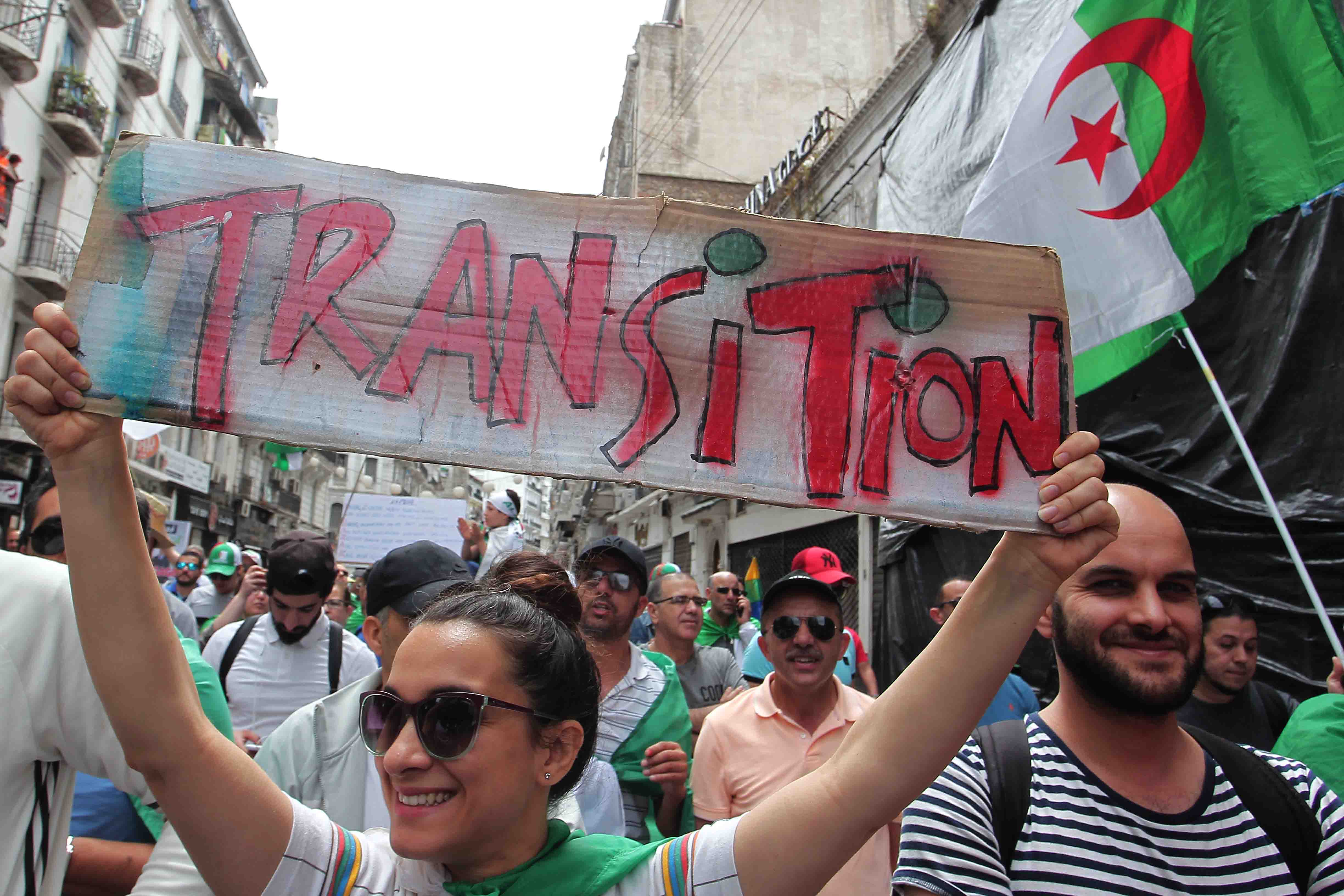 Des partis, des associations et des personnalités dévoilent leur « pacte politique pour une véritable transition démocratique »