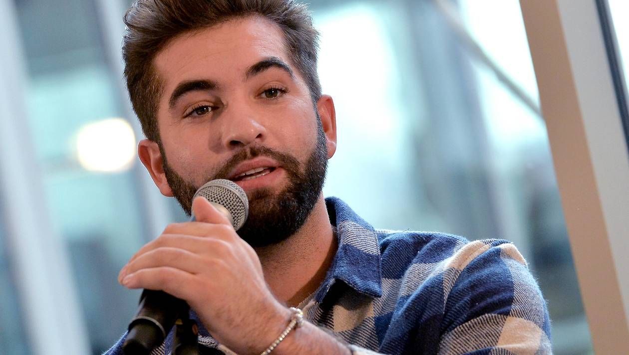 Un chanteur français refoulé à l’aéroport d’Alger