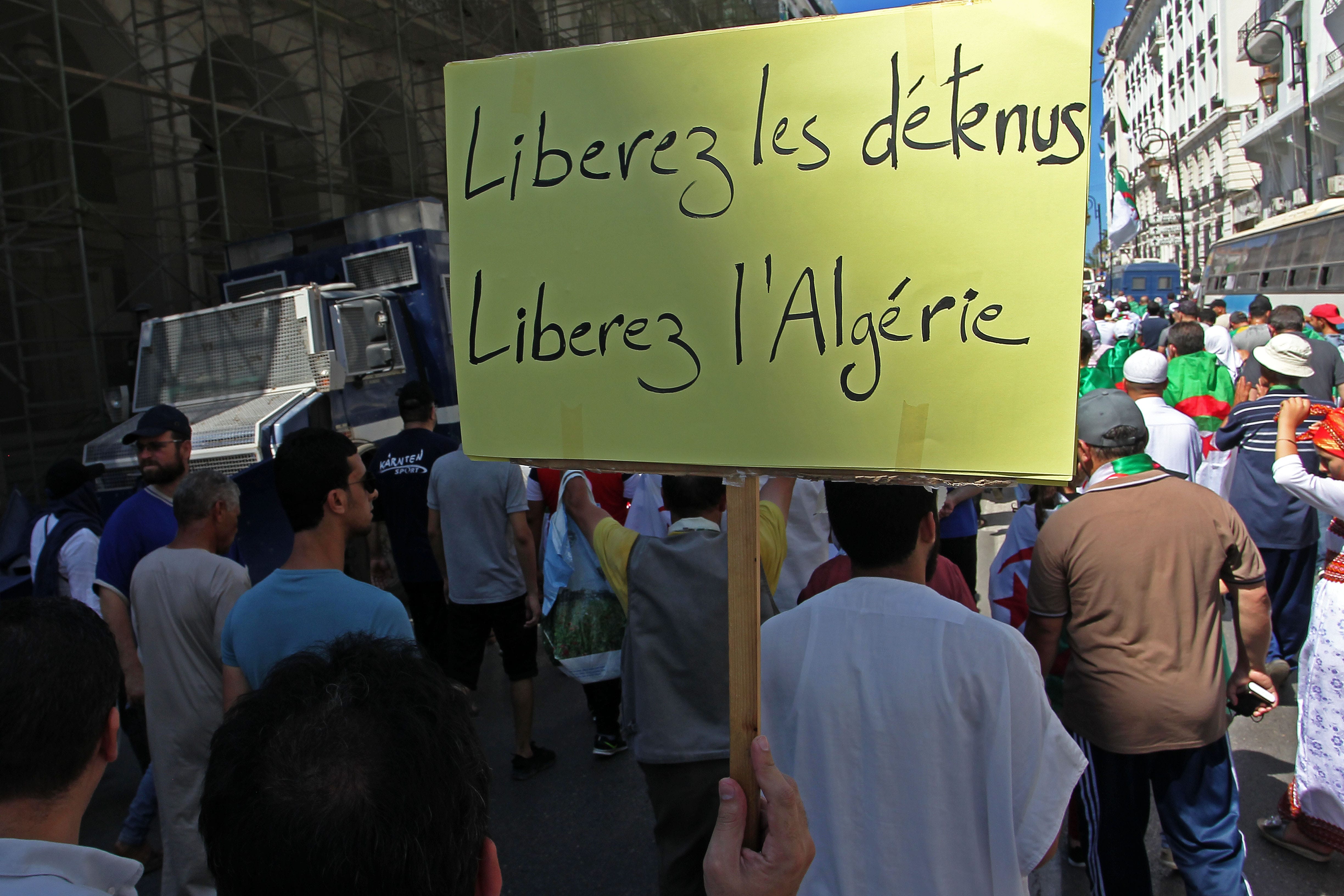 Le RAJ demande la libération des citoyens arrêtés