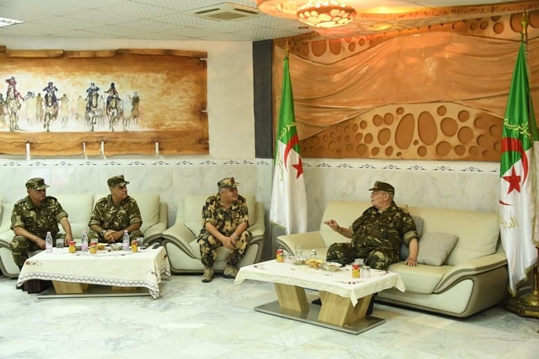 Accès à Alger les vendredis : nouvelles instructions de Gaid Salah à la Gendarmerie