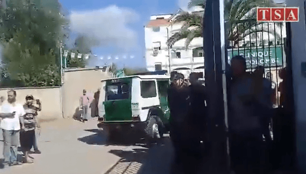 VIDÉO. Le ministre de la Santé conspué à Tizi Ouzou