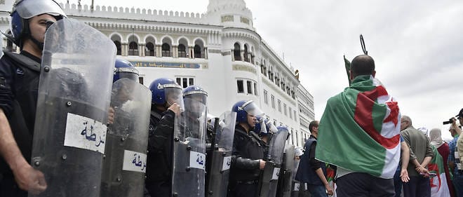 Des dizaines d’arrestations lors d’un rassemblement à Alger