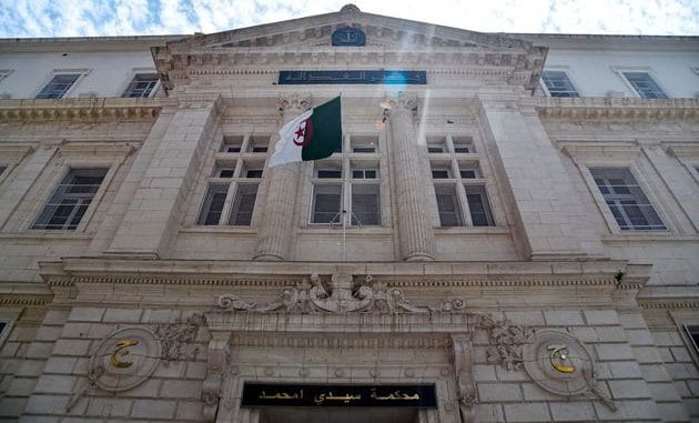 Les premiers détenus du hirak jugés ce mardi à Alger : des procès à suivre de près