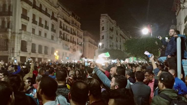 Marche nocturne à Alger : huit manifestants placés en détention