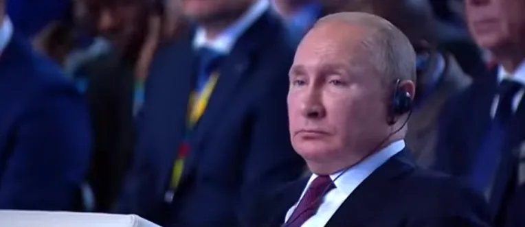 Présidentielle : Poutine félicite Tebboune