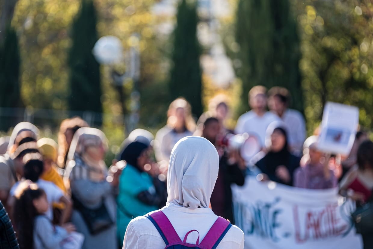 France : des milliers de manifestants contre l’islamophobie