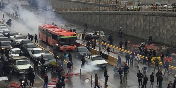 Iran : Washington appelle Facebook, Instagram et Twitter à couper les comptes du régime