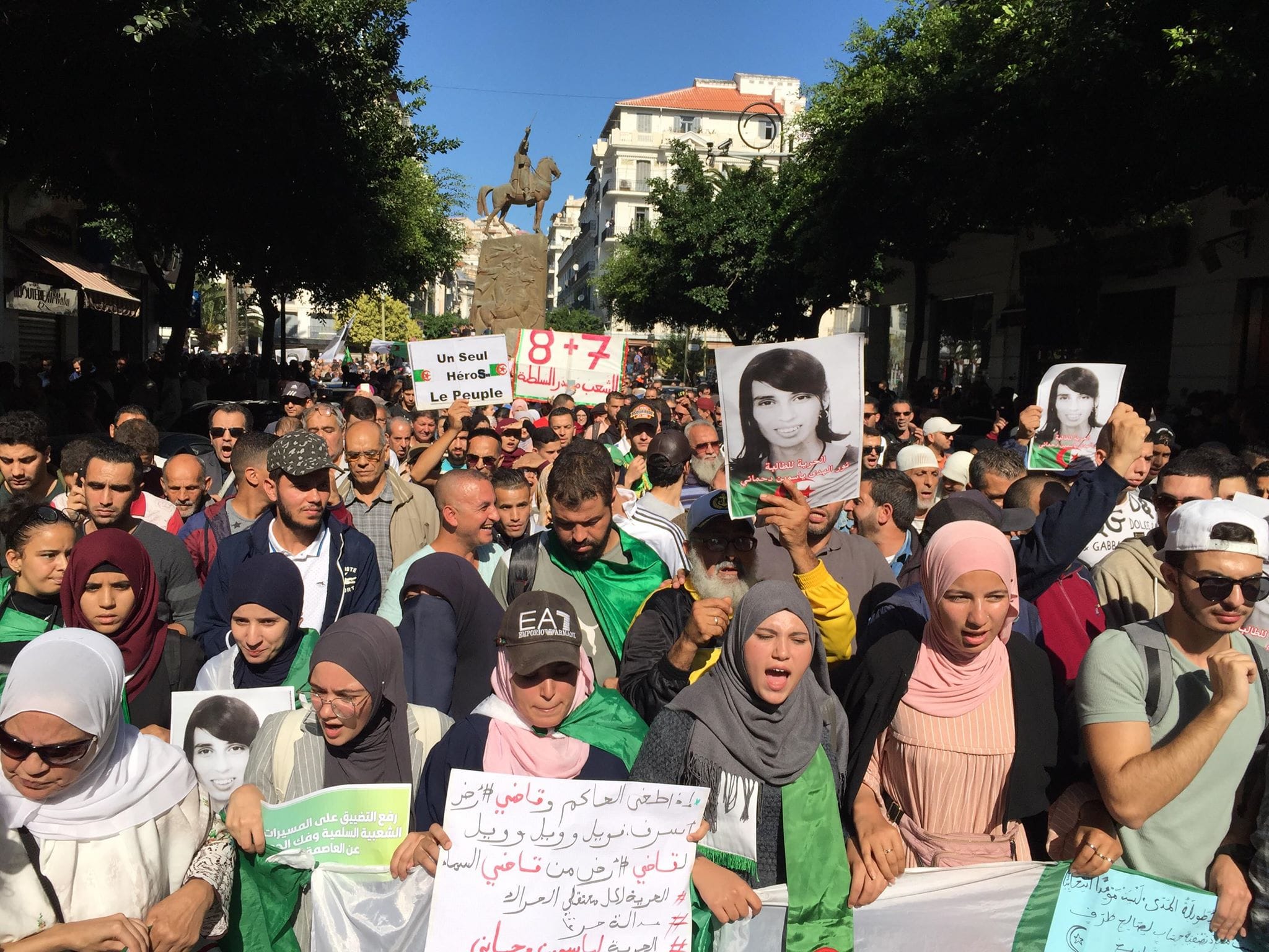 Hirak : retour sur les 9 mois de mobilisation des étudiants