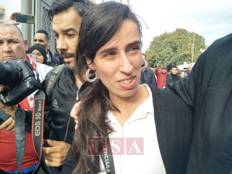 VIDÉO. Sortie de prison, l&rsquo;étudiante Nourelhouda Dahmani exprime sa joie