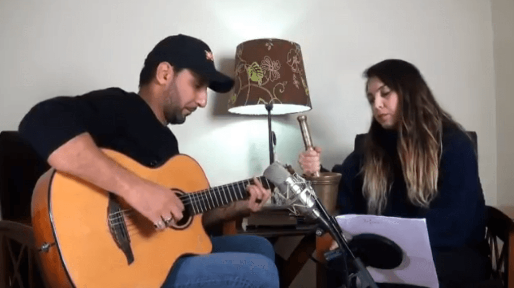 VIDÉO. Amel Zen chante pour les détenus du hirak