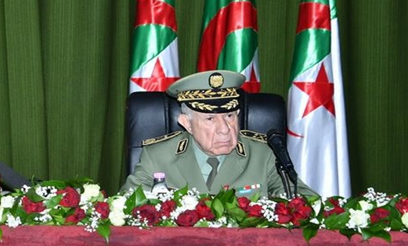 Chanegriha dénonce des mercenaires qui tentent de diviser l’Algérie