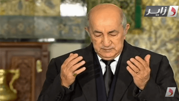 VIDÉO. Le président Tebboune se recueille à la mémoire du défunt Gaïd Salah