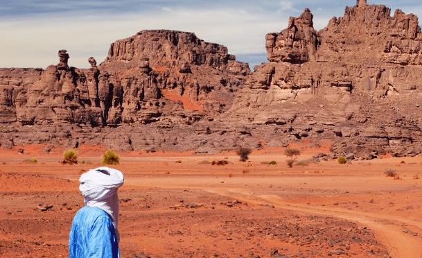Un historien écossais visite l’Algérie et s’émerveille de ses « trésors »