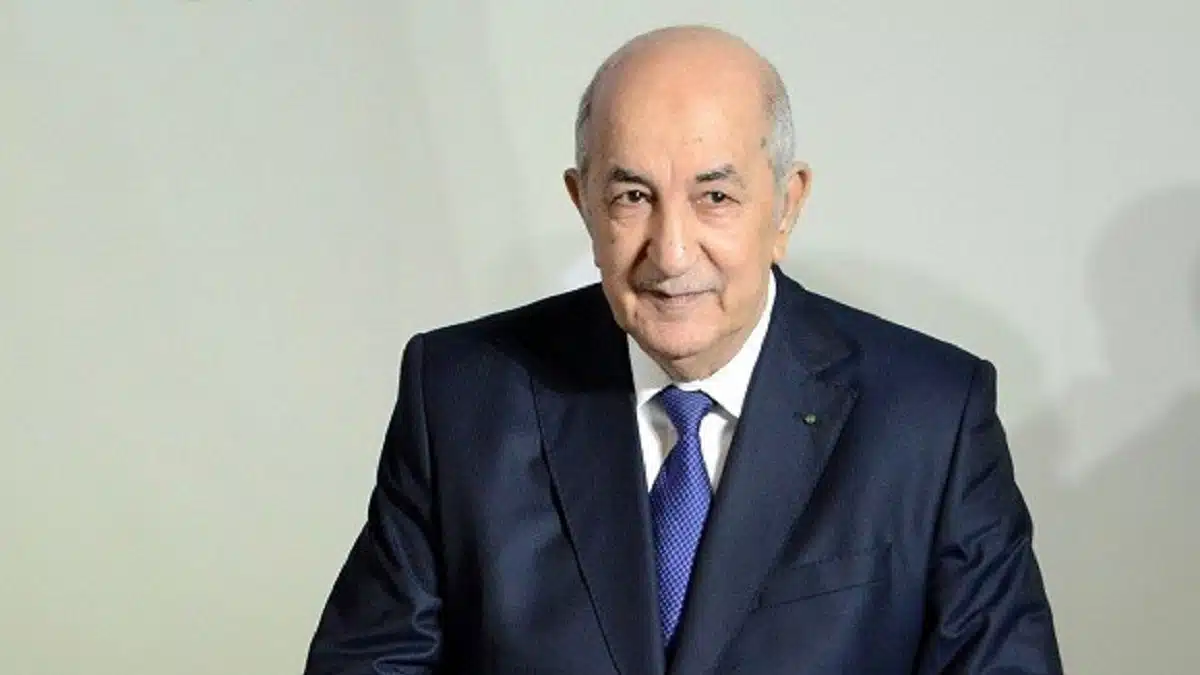 VIDÉO. Tebboune préside une séance de travail au siège du MDN