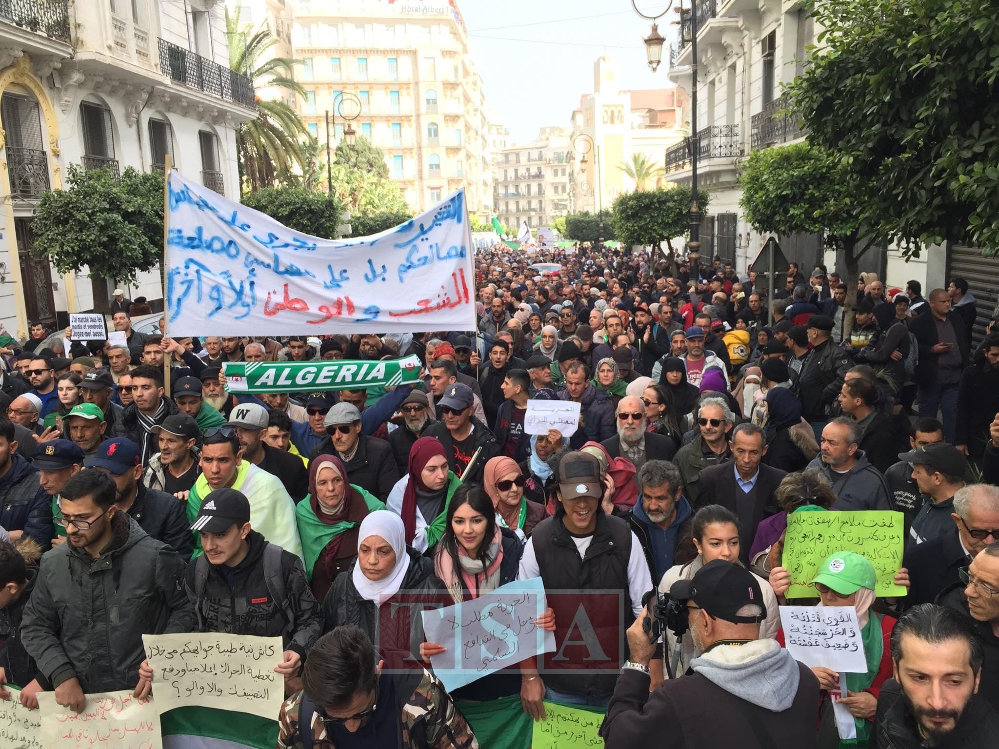 48e mardi des étudiants : en solidarité avec Nour el Houda Oggadi et Amine Benalia
