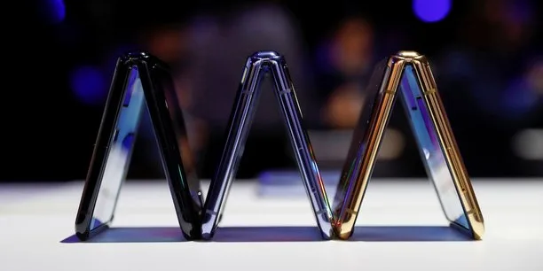 Smartphones : Samsung baisse les prix et monte en gamme