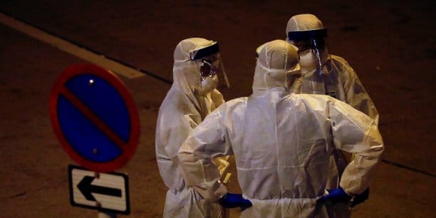 Coronavirus : plus de 1.000 morts, l’OMS redoute une pandémie