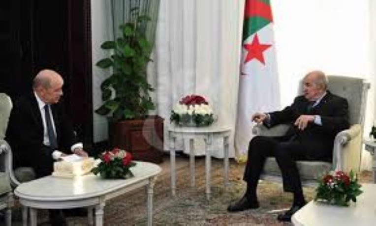 Algérie – France : Tebboune reçoit Le Drian