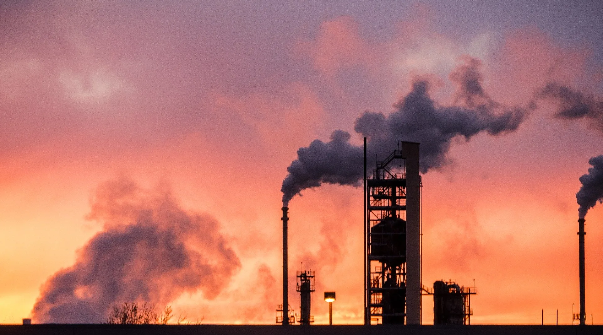 Le pétrole américain au plus bas depuis 1986