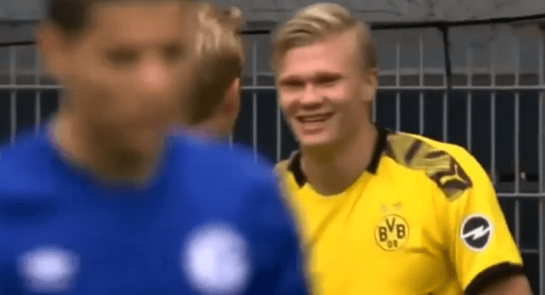 VIDÉO. Football : la Bundesliga reprend, les buts au temps du coronavirus