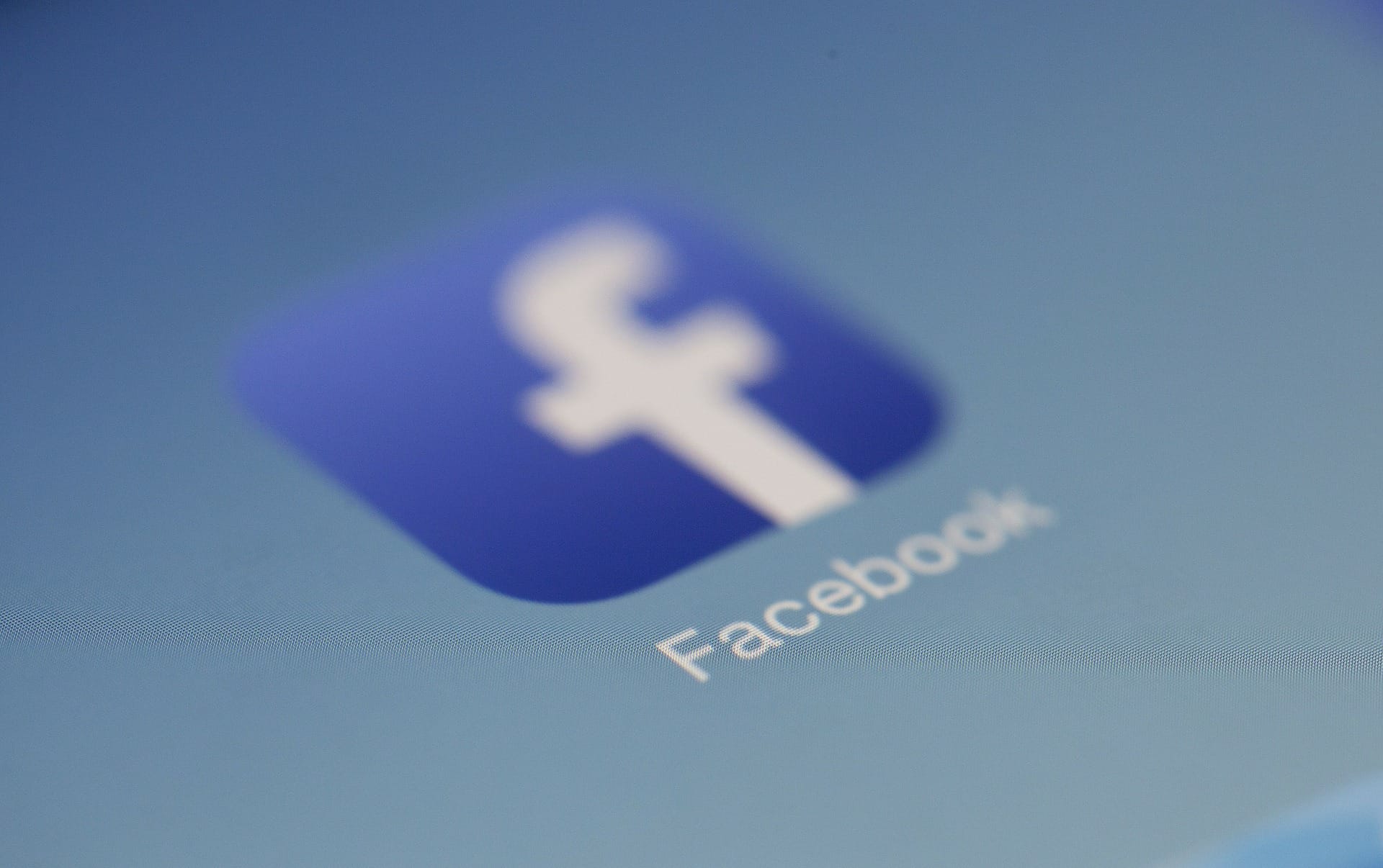 Facebook démantèle un réseau de désinformation ciblant plusieurs pays dont l’Algérie