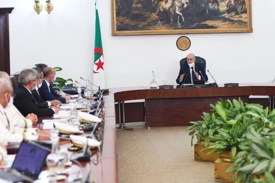 Covid-19 : le gouvernement interdit la circulation de et vers 29 wilayas
