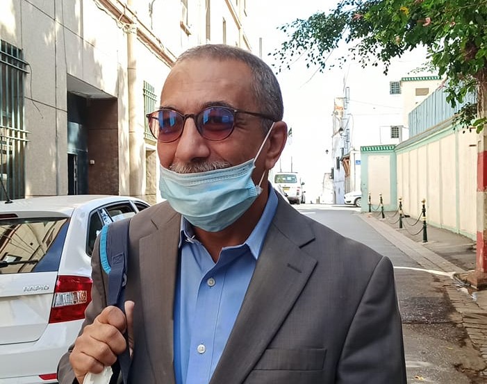 Le journaliste El Kadi Ihsane ressort libre de la brigade de gendarmerie