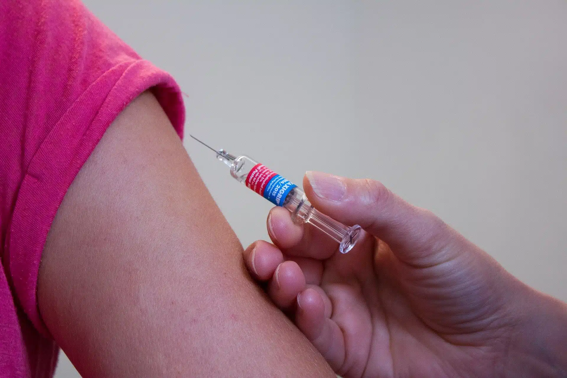 Covid-19 : « Il est fort possible qu’on ait le vaccin Pfizer »