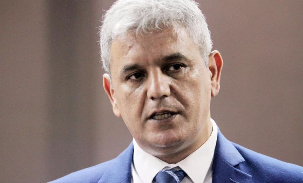Algérie – France : Mohcine Belabbas critique Emmanuel Macron