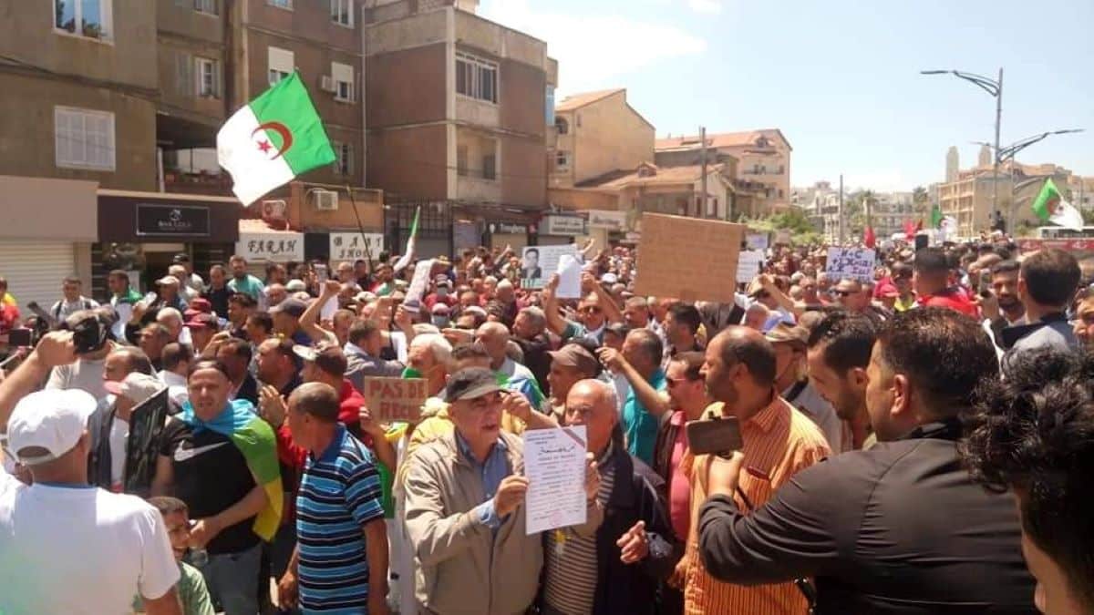 117e vendredi : des marches du Hirak empêchées, plusieurs arrestations