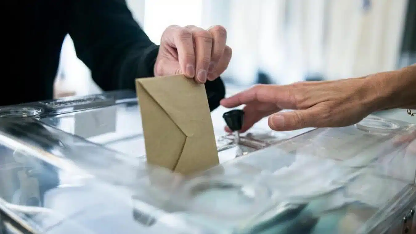 Législatives : « Le taux de participation est important politiquement »