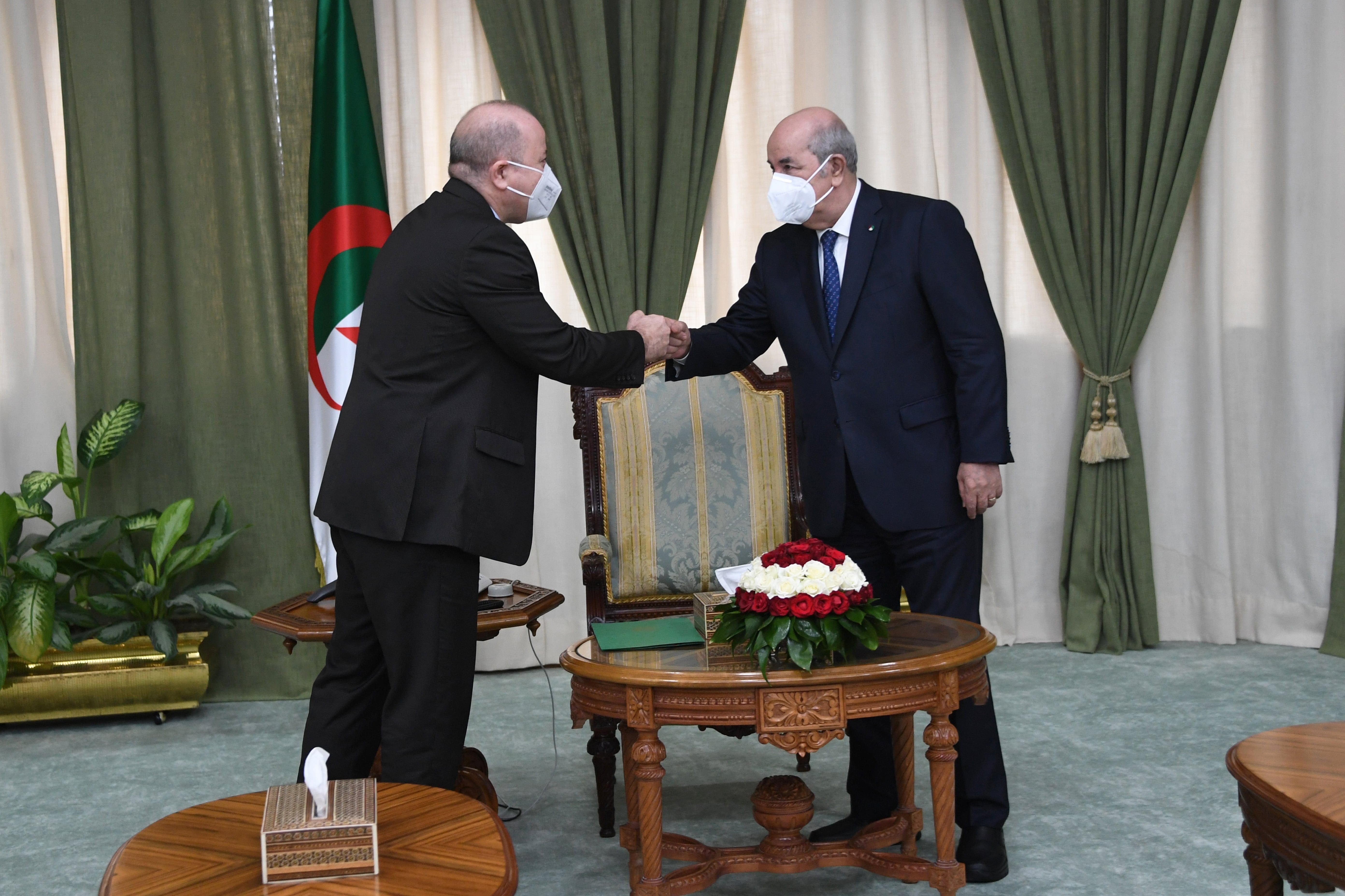 Tebboune fixe les priorités à son nouveau Premier ministre -Vidéo