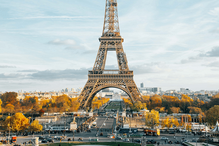 Voyages : l’Algérie et le Maroc sur la liste rouge de la France