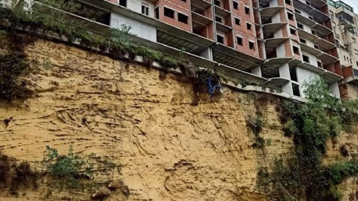 Promotion immobilière sur une falaise à Alger : les architectes scandalisés