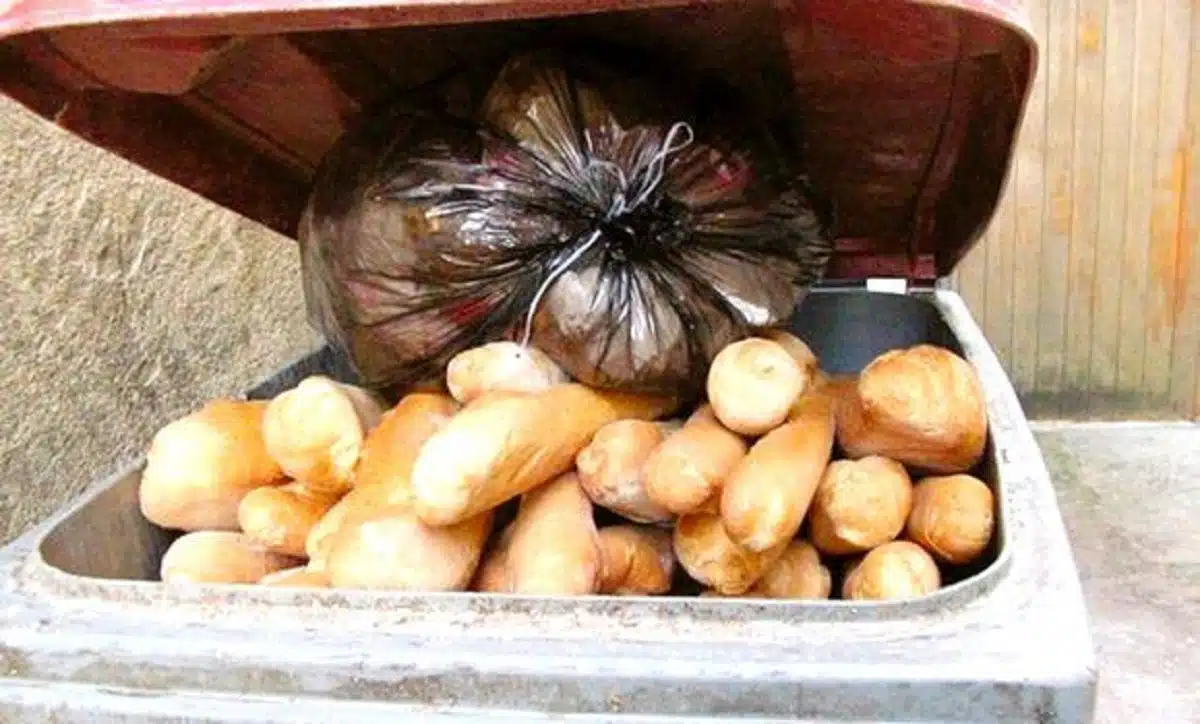 À Alger, le gaspillage du pain prend de l’ampleur pendant le Ramadan