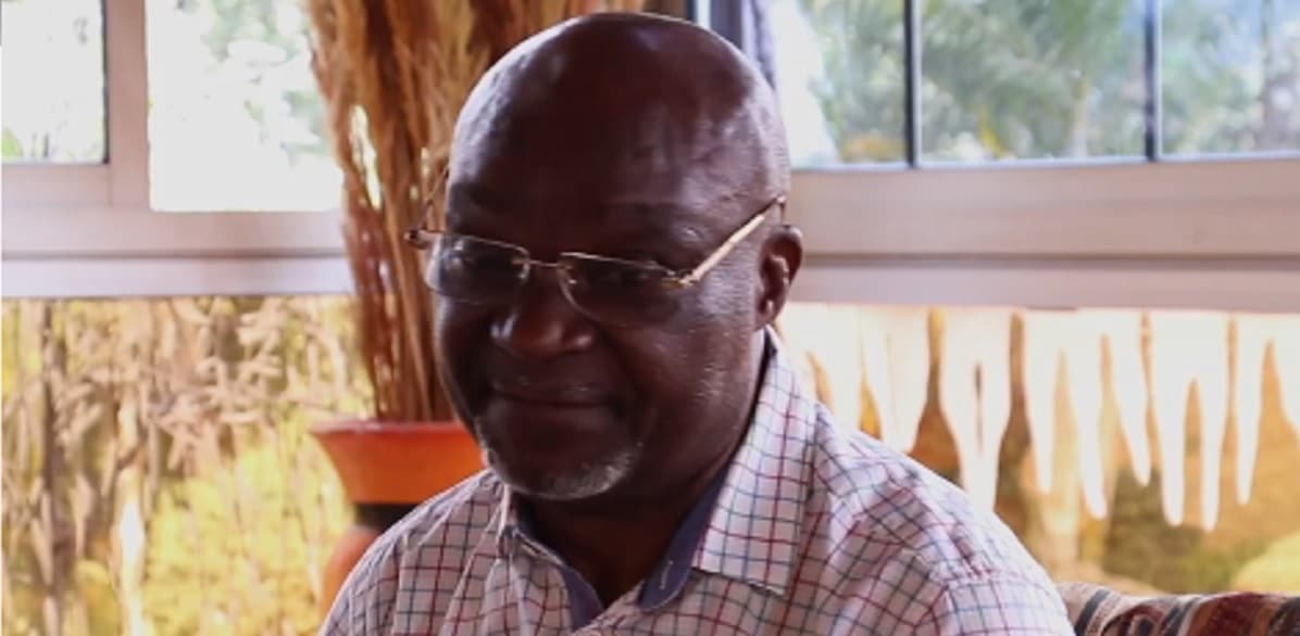 Roger Milla se moque de l’équipe d’Algérie